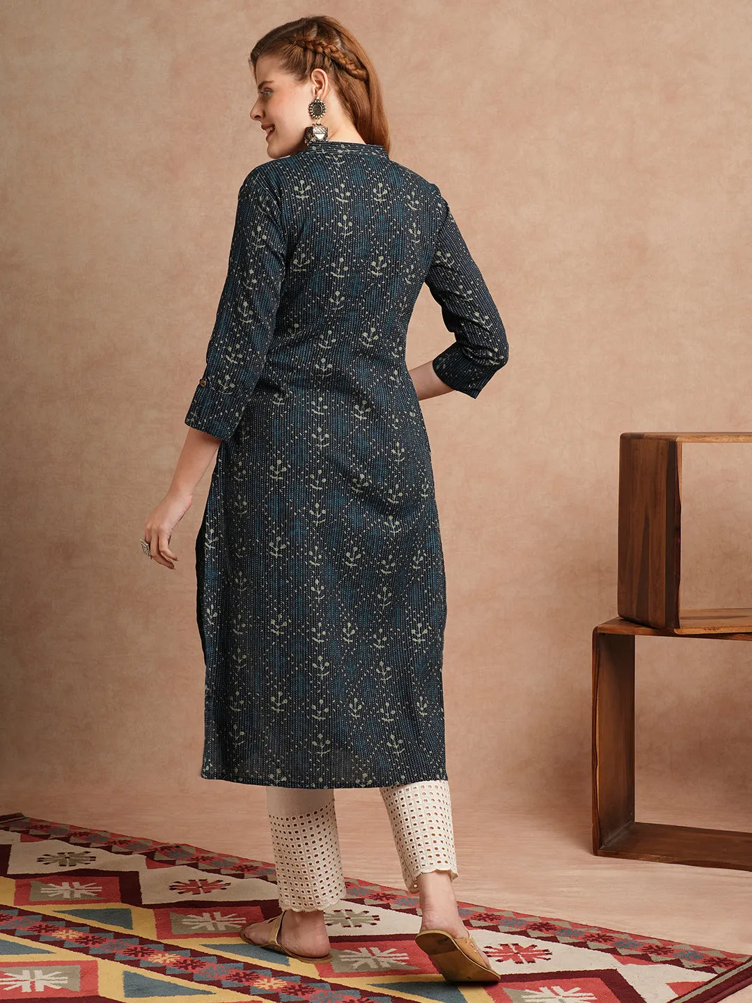 Abstract Ethnic Kantha Printed Straight Fit Kurta - Deep Blue