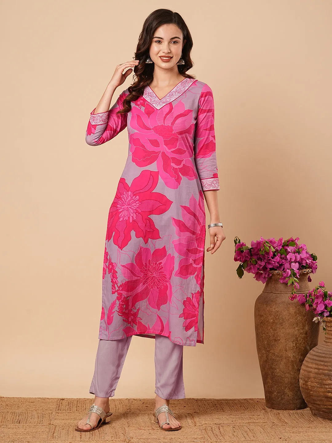 Abstract Floral Printed & Embroidered Straight Fit Kurta - Lavender