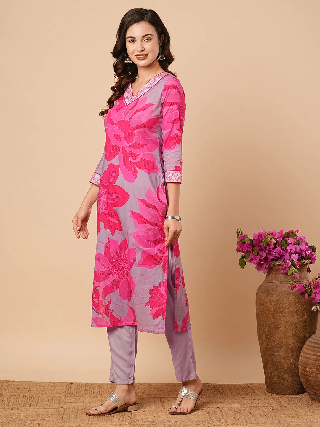 Abstract Floral Printed & Embroidered Straight Fit Kurta - Lavender