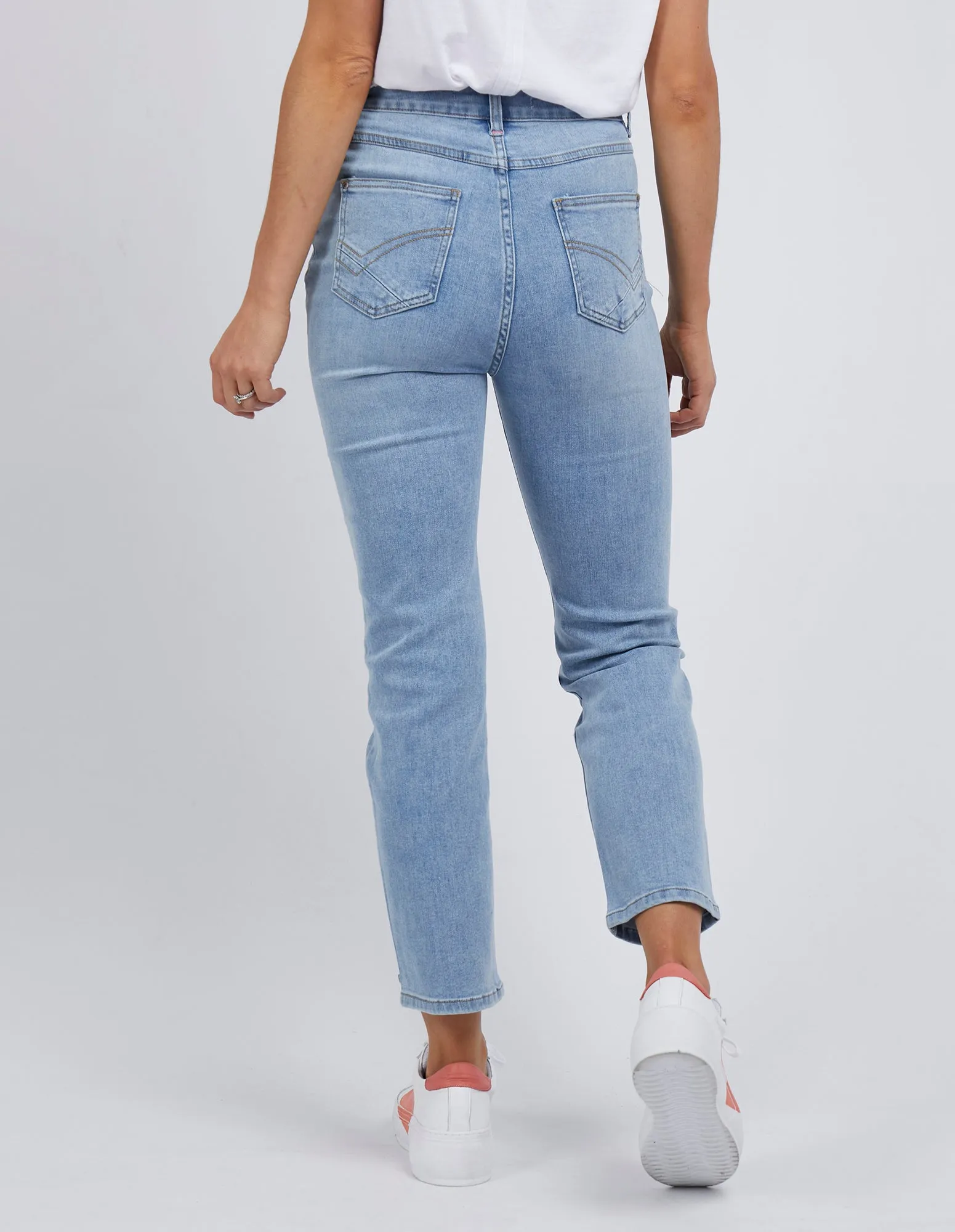 Ada Straight Leg Jean Light Blue Wash