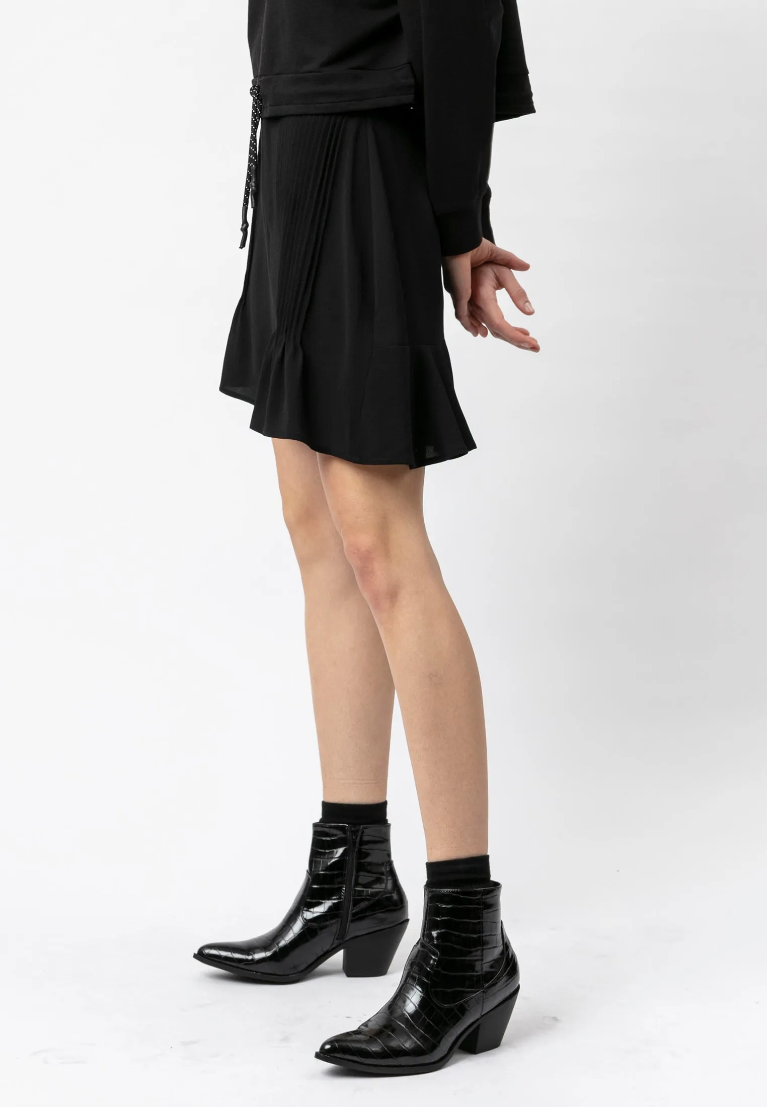 AFFECTION SKIRT BLACK