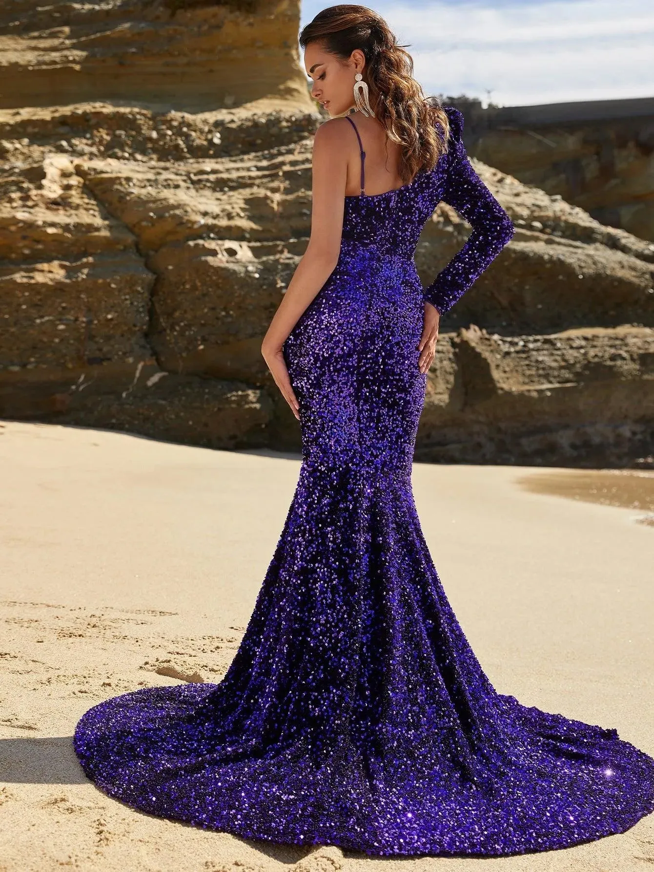 Asymmetrical Neck Mermaid Hem Sequin Prom Dresses