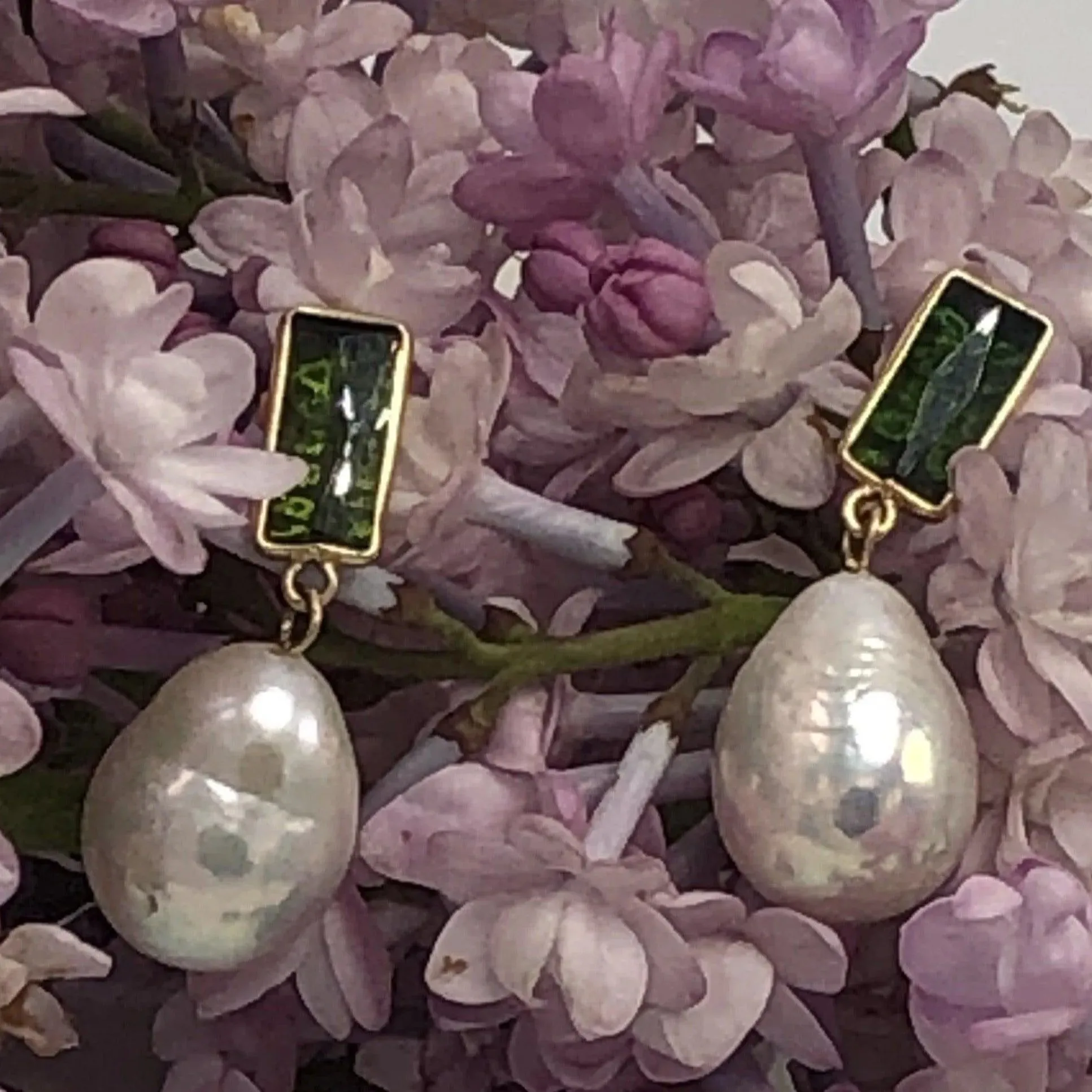 Disco Pearl Earrings Green Tourmaline