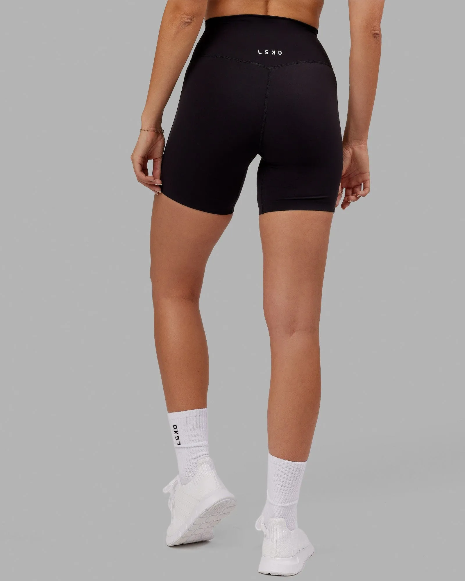 Elixir Mid-Length Shorts - Black No Logo