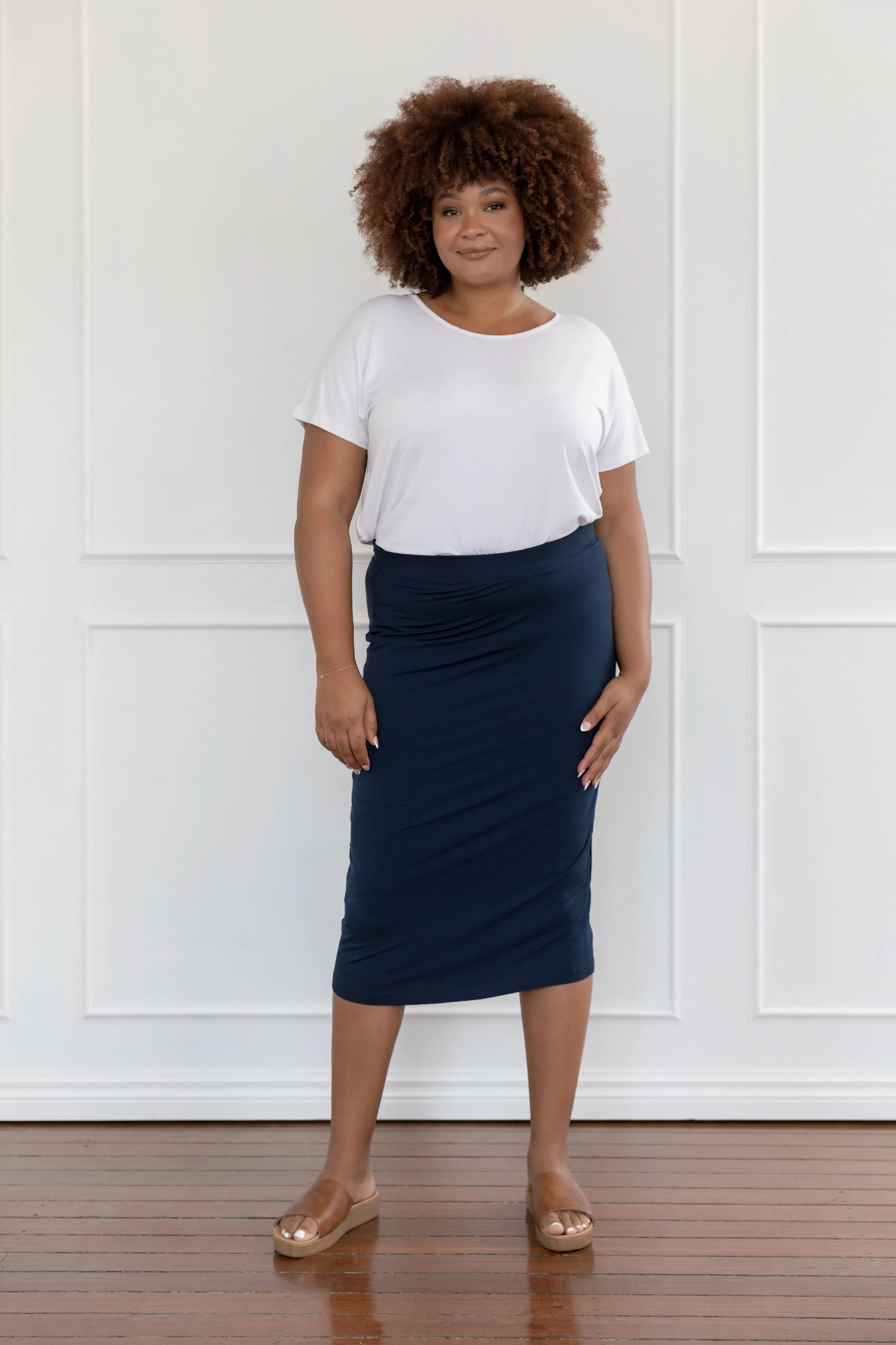 Everyday Midi Skirt in Navy