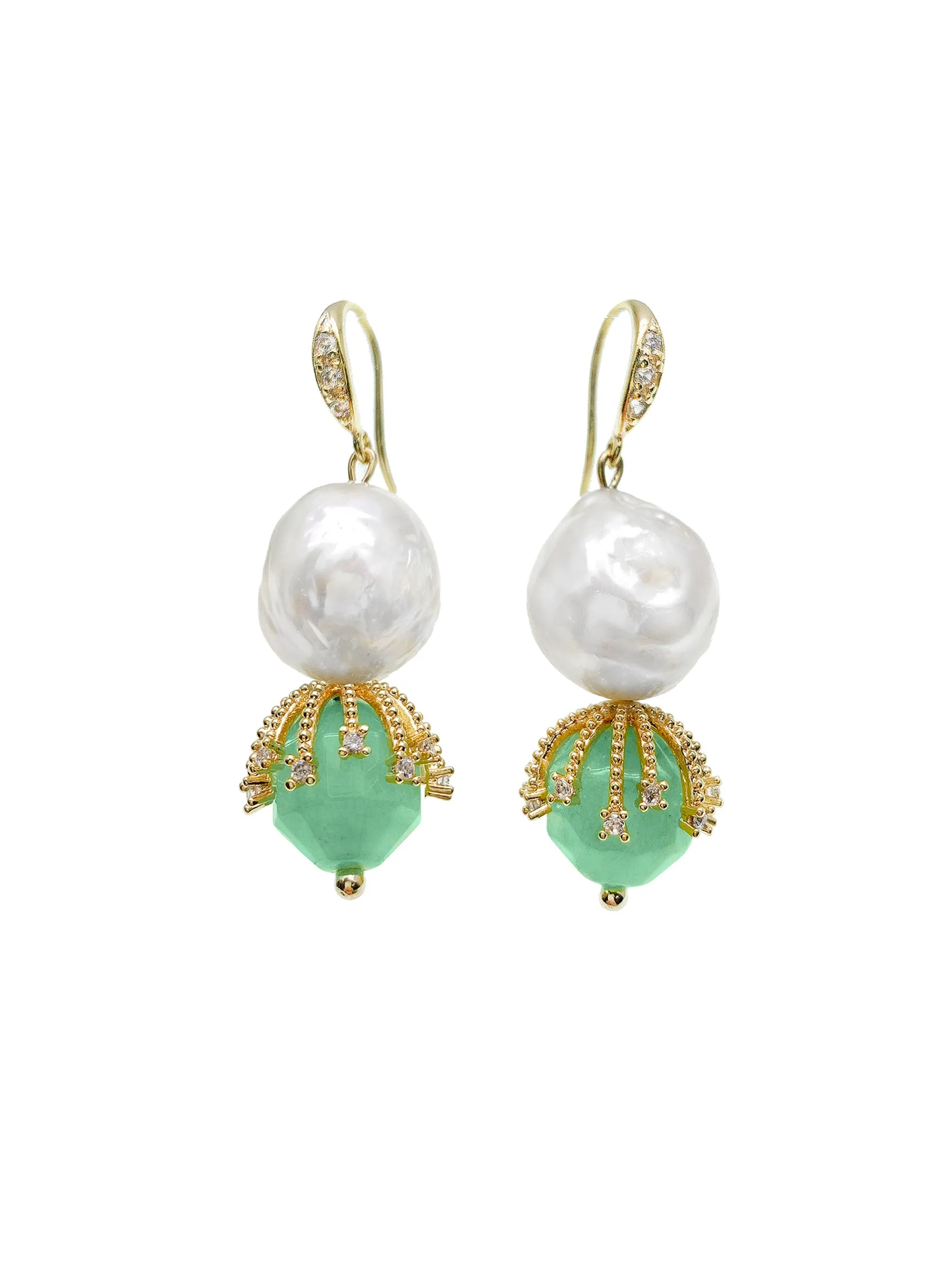 Irregular Pearls With Green Aventurine Dangle Earrings HE010