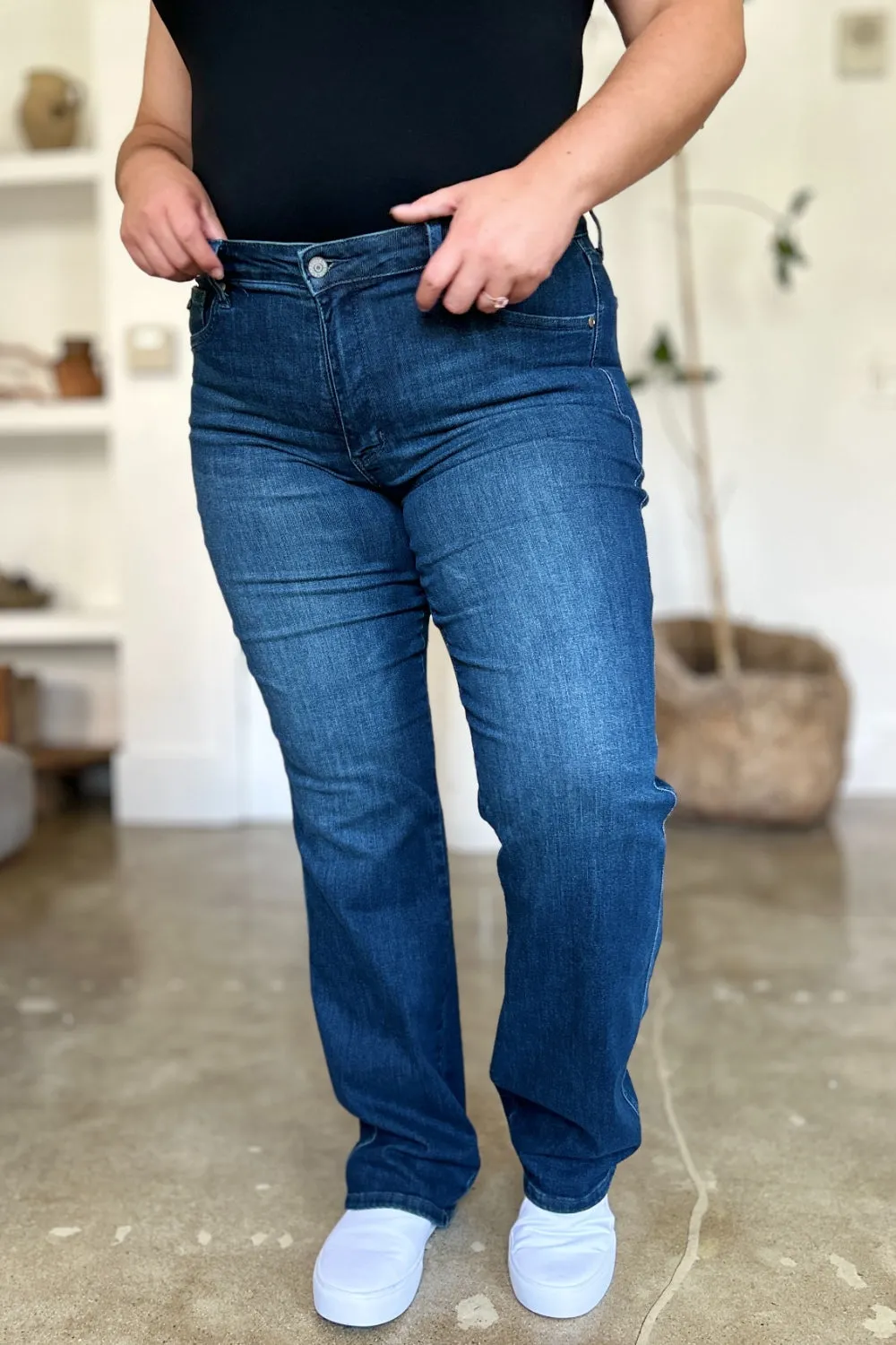 Judy Blue, Mid Rise Tummy Control Straight Leg Jeans