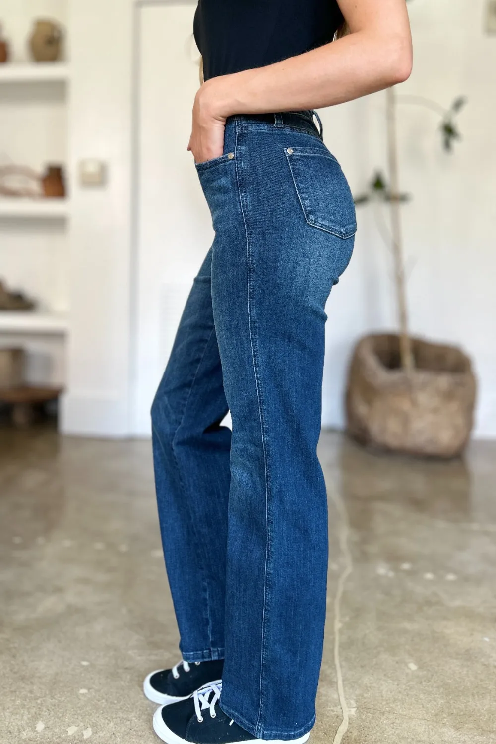 Judy Blue, Mid Rise Tummy Control Straight Leg Jeans