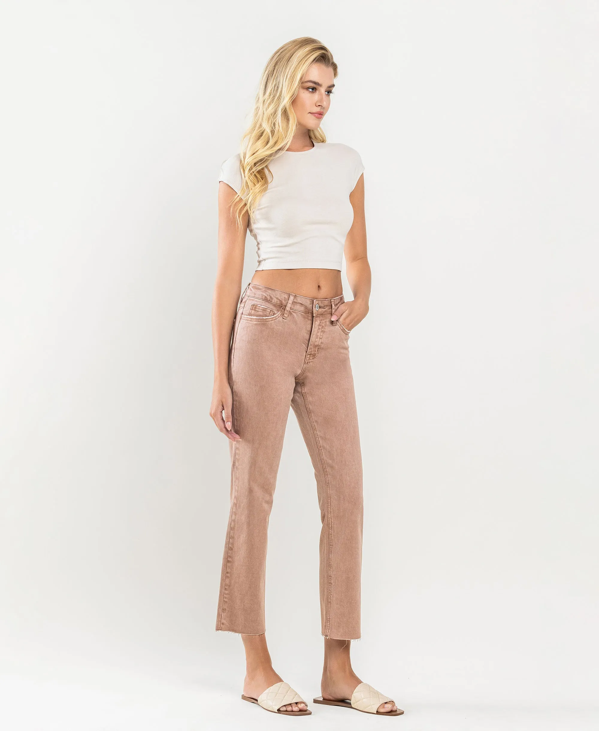 Leading - Mid Rise Straight Jeans