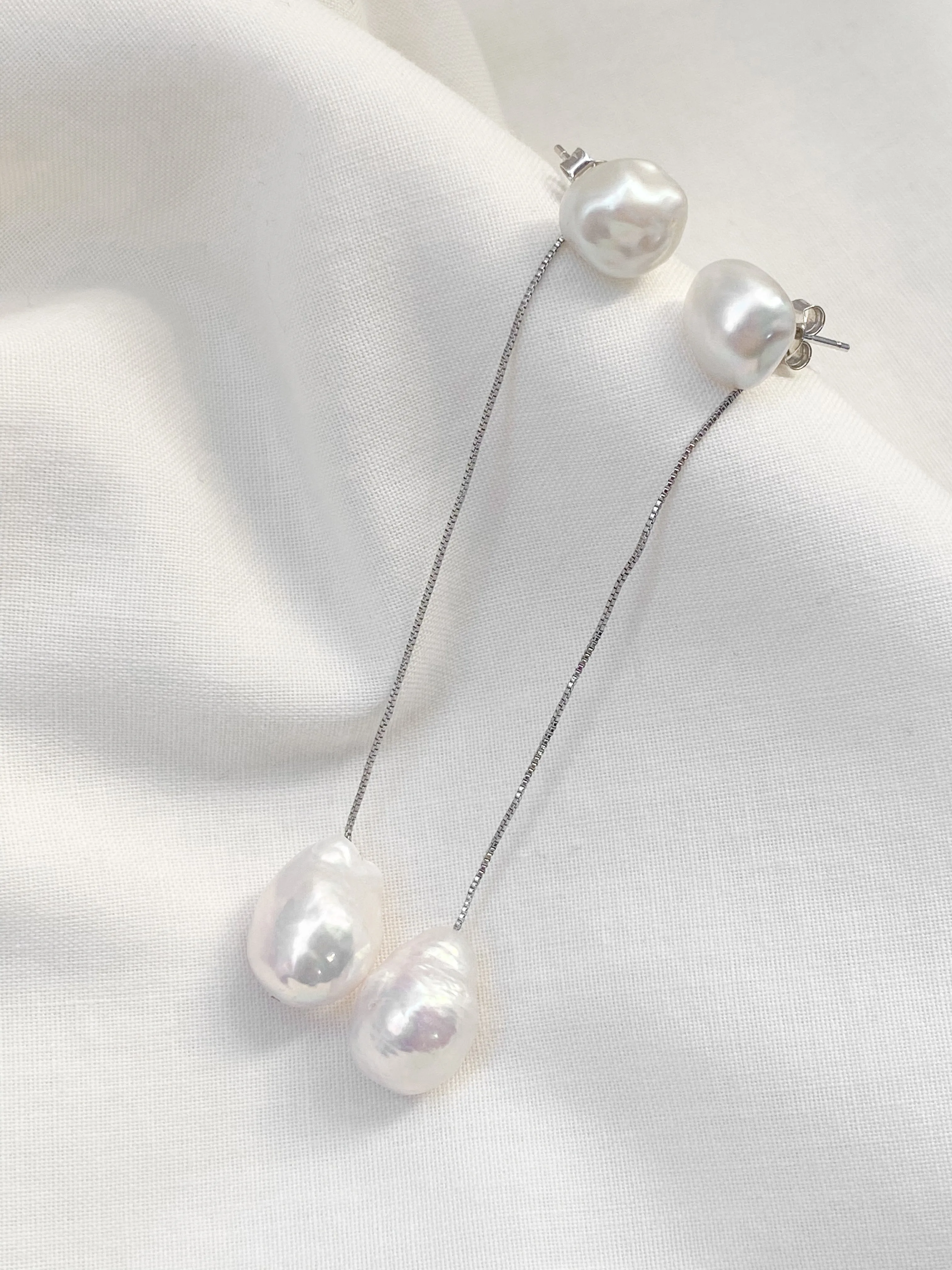 Menaka I Petite Pearl Earrings