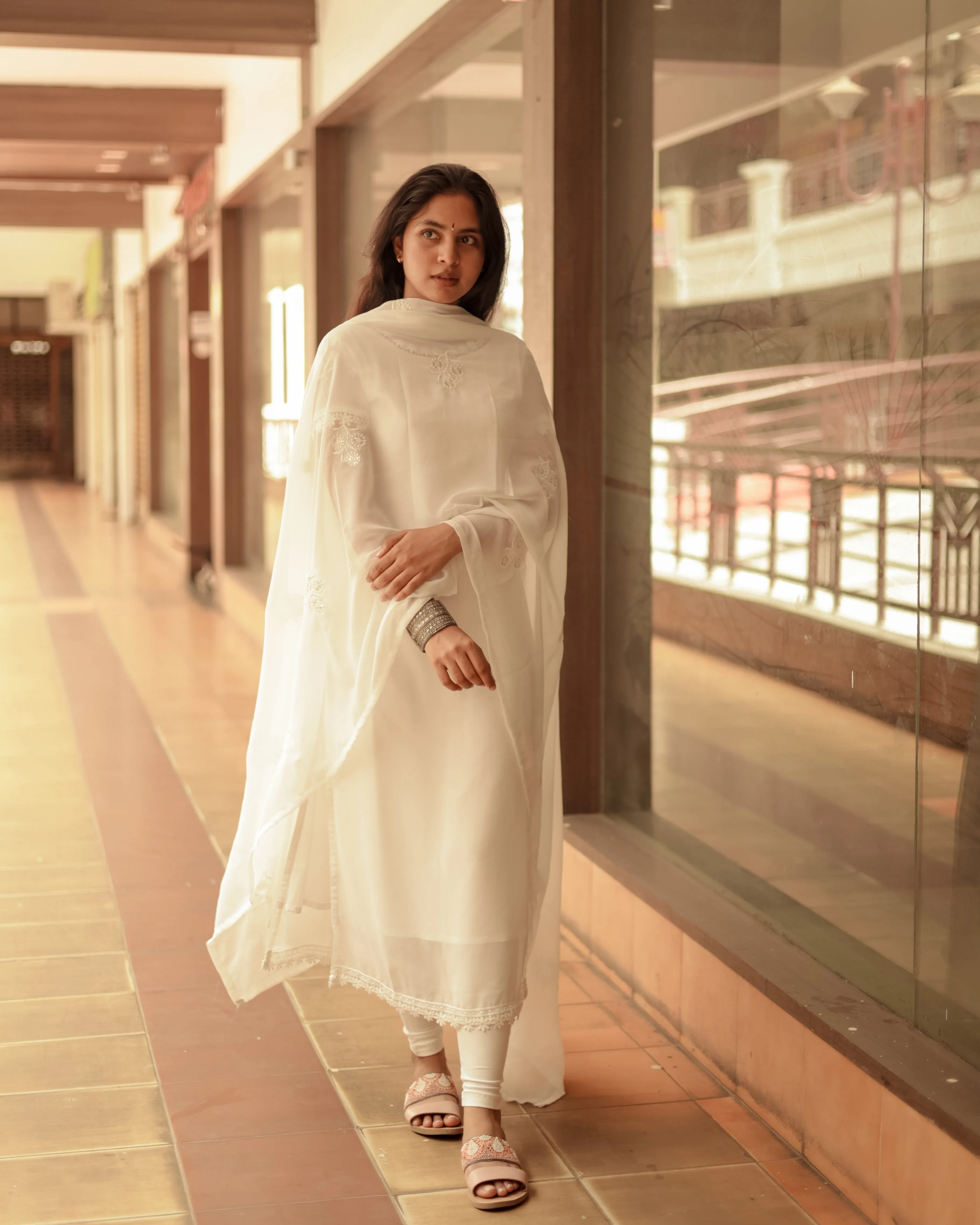 Minnale Reena White (Sleeves Fabric: 18 inches) (Kurti Dupatta)