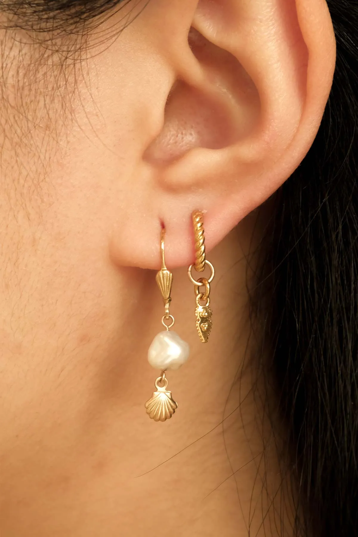 Moana Shell Pearl Earrings