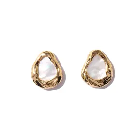 Mother of Pearls Shell Gold Earrings