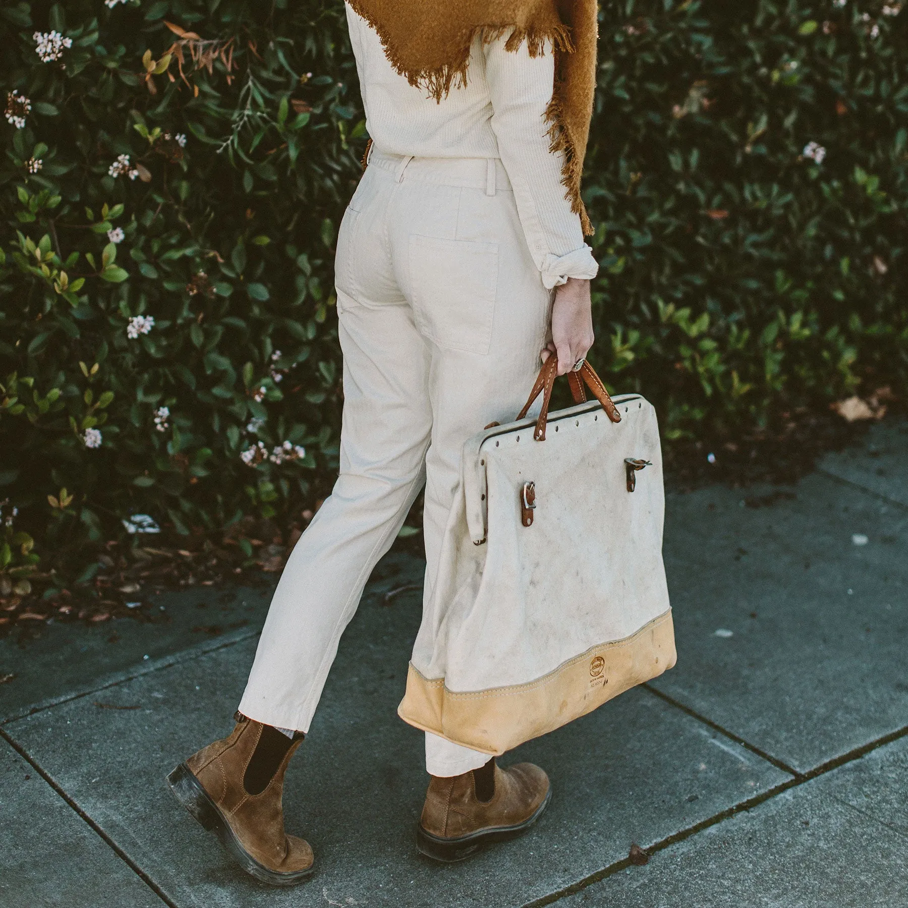 The Abel Pant in Natural