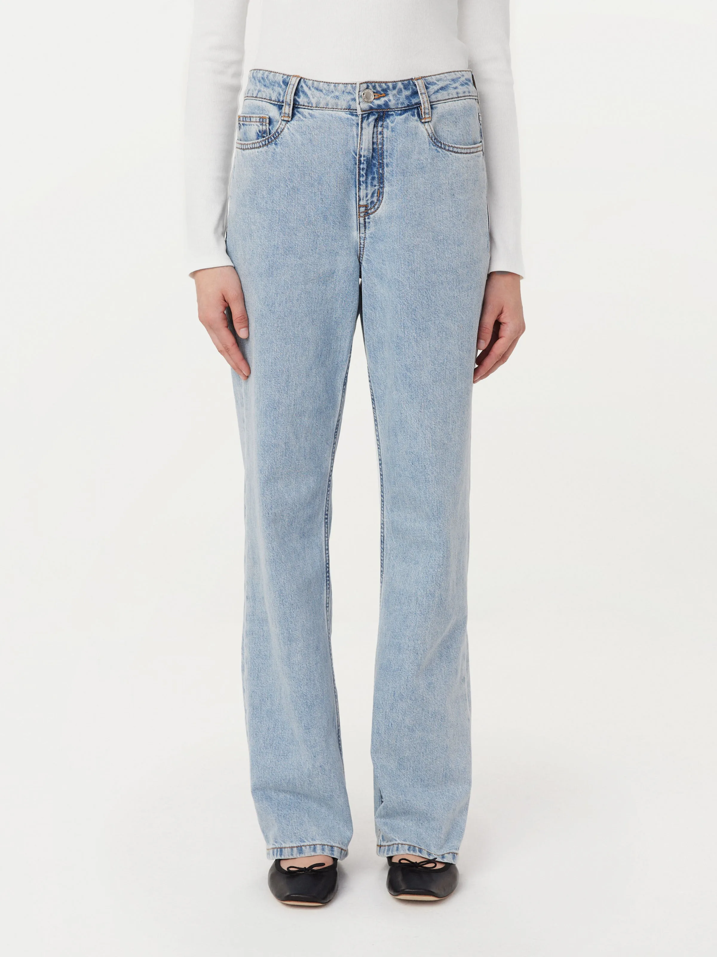 The Courtney Loose Jean in Washed Blue