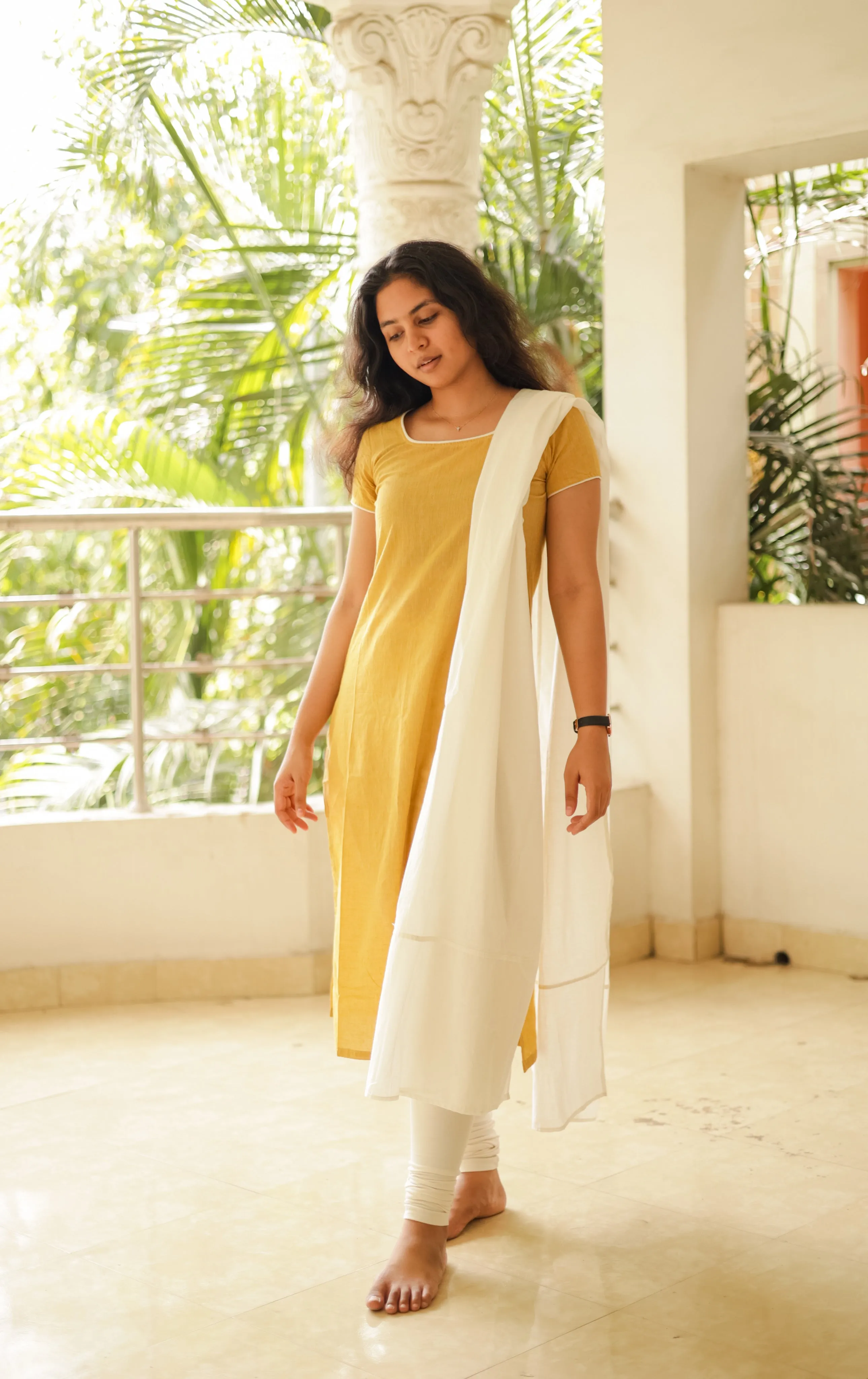 VTV Jessie (Kurti Dupatta) Yellow & White