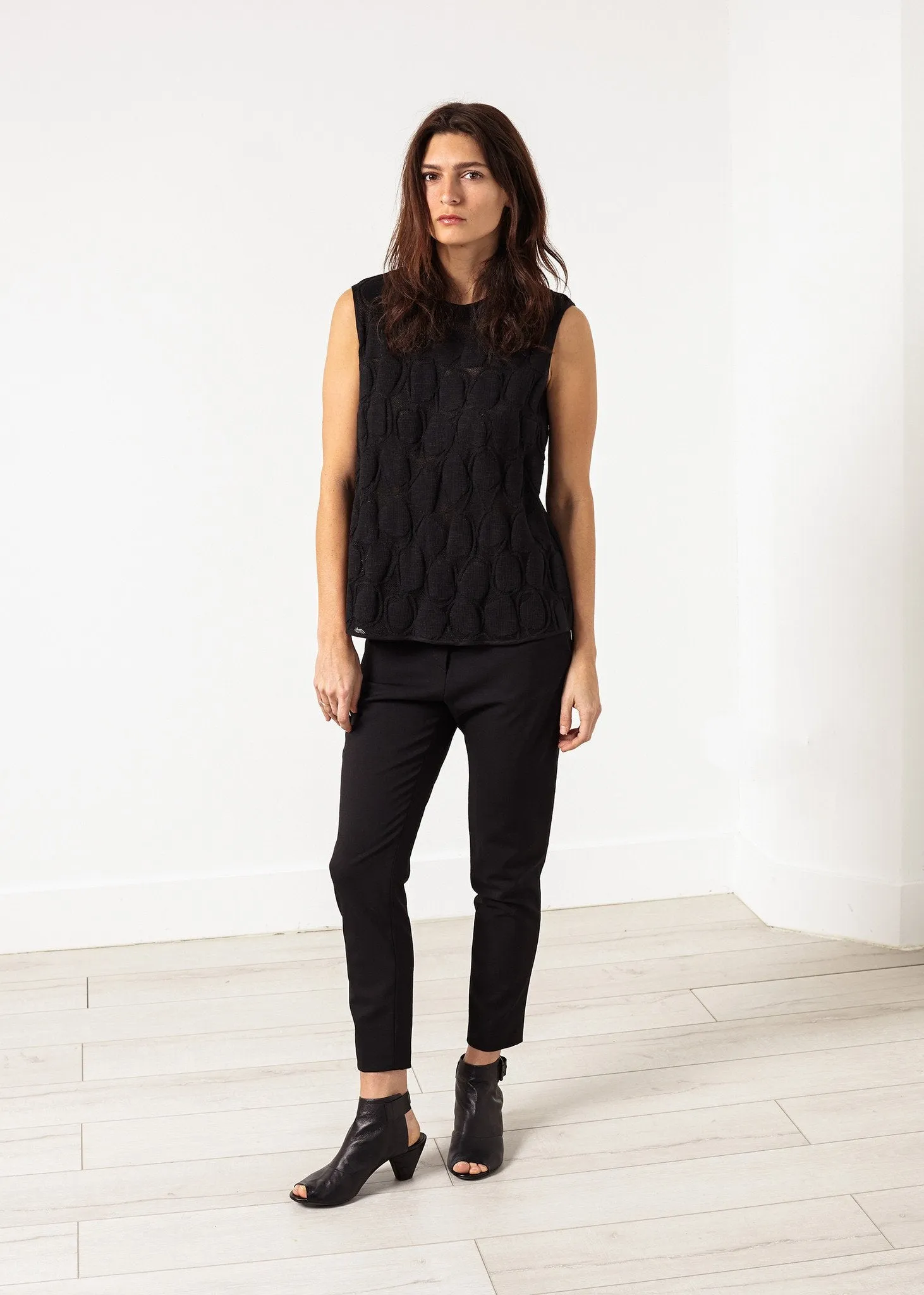 Zip Back Circle Blouse in Black